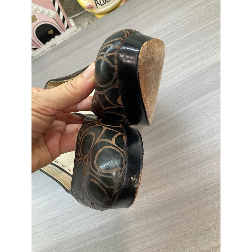 COACH BASIL BLACK AND WHISKEY LOGO HEELS - Picture 12 of 15